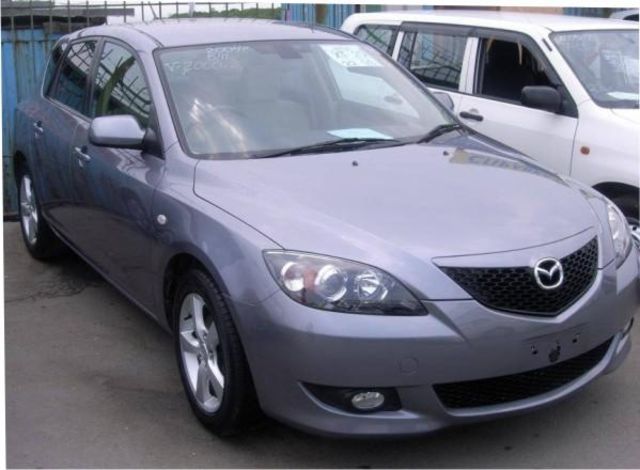 2003 Mazda Axela