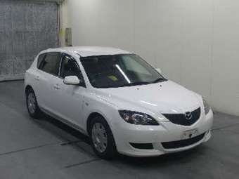 2003 Mazda Axela Pictures