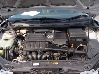 2003 Mazda Axela Pictures