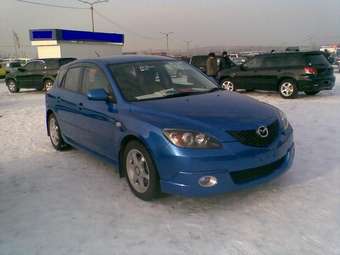 2003 Mazda Axela Pics