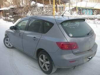 2003 Mazda Axela Pictures