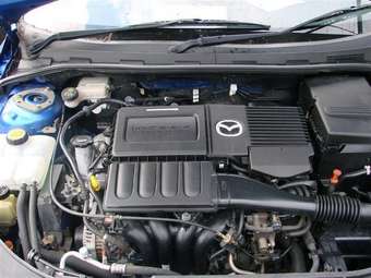 2003 Mazda Axela Photos