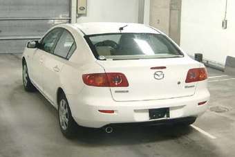 2003 Mazda Axela Photos