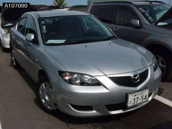 2003 Mazda Axela Pictures