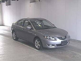2003 Mazda Axela Pictures