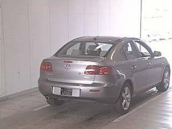 2003 Mazda Axela Photos
