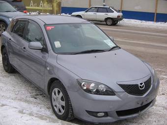 2003 Mazda Axela Pictures