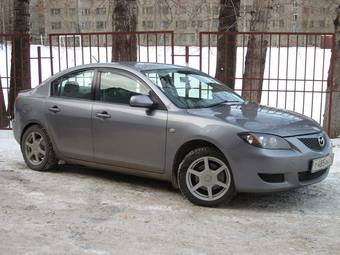 2003 Mazda Axela Pictures