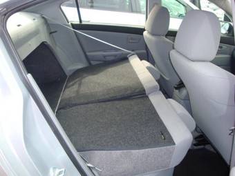 2003 Mazda Axela Photos
