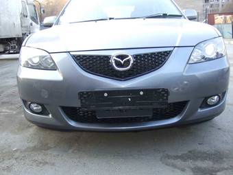 2003 Mazda Axela Pictures
