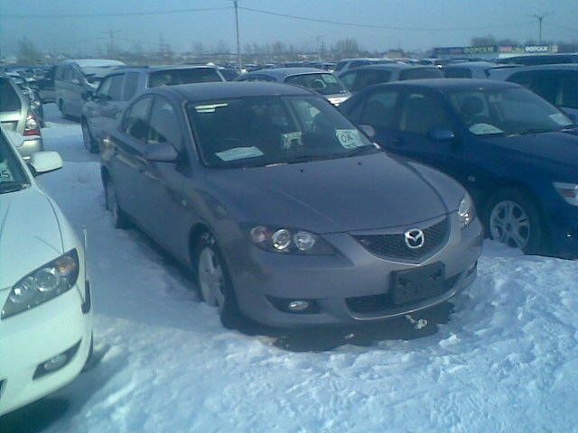 2004 Mazda Axela