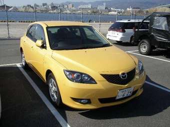 2004 Mazda Axela