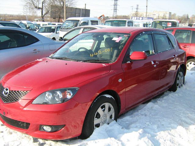 2004 Mazda Axela