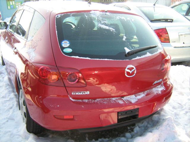 2004 Mazda Axela
