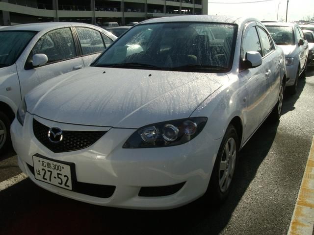 2004 Mazda Axela