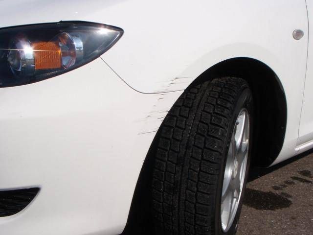 2004 Mazda Axela