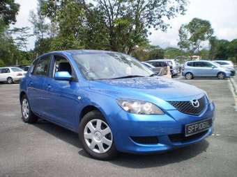 2004 Mazda Axela