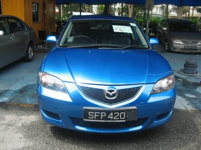 2004 Mazda Axela