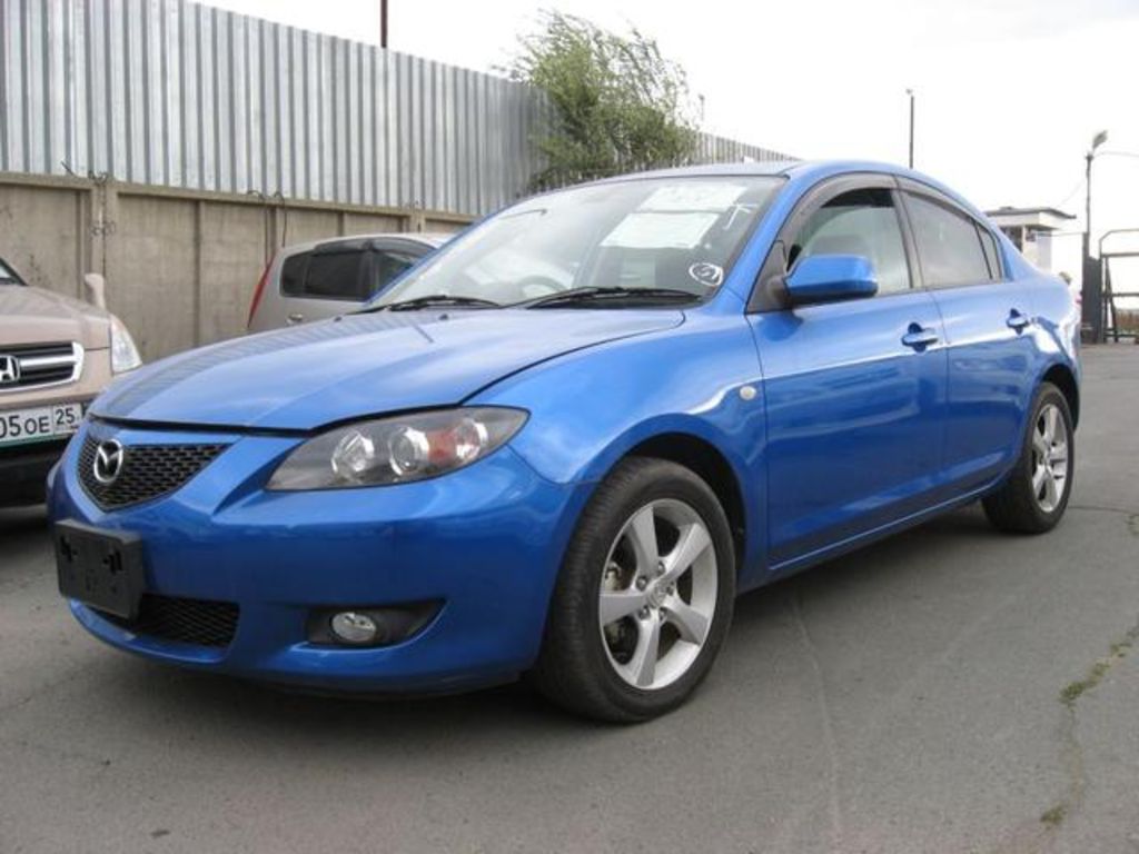 2004 Mazda Axela