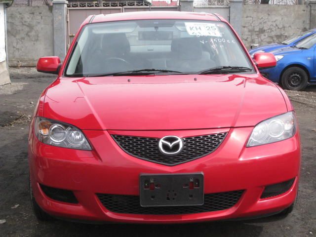 2004 Mazda Axela