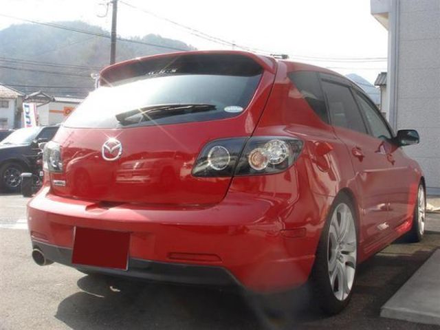 2004 Mazda Axela