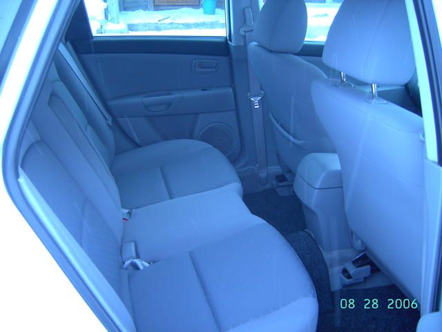 2004 Mazda Axela