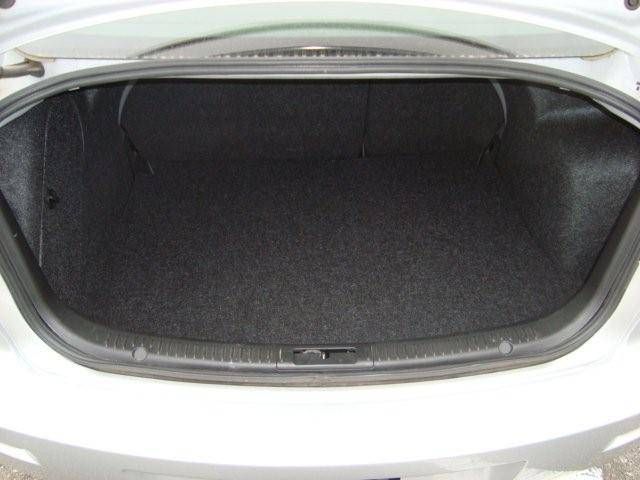 2004 Mazda Axela