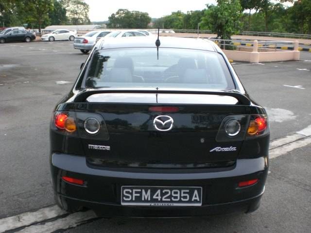 2004 Mazda Axela