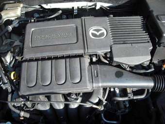 2004 Mazda Axela Pictures
