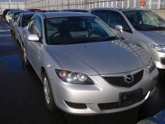 2004 Mazda Axela Photos