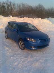 2004 Mazda Axela Pics