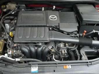 2004 Mazda Axela Pics