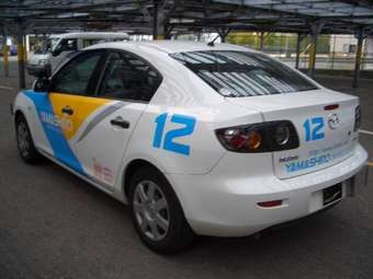 2004 Mazda Axela Wallpapers