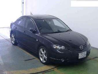 2004 Mazda Axela Photos