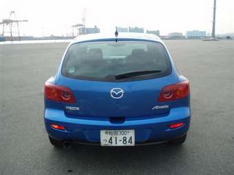 2004 Mazda Axela Pics
