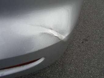 2004 Mazda Axela Photos