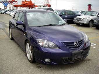 2004 Mazda Axela Wallpapers