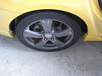 2004 Mazda Axela Pictures