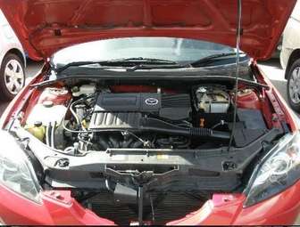 2004 Mazda Axela Pics