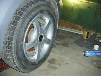 2004 Mazda Axela Photos