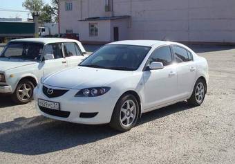 2004 Mazda Axela Photos