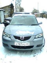 2004 Mazda Axela Photos