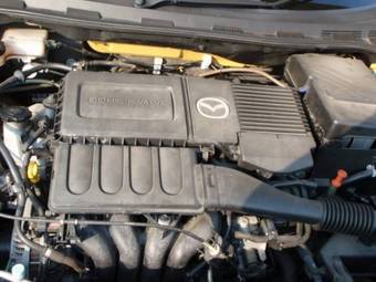 2004 Mazda Axela Pictures