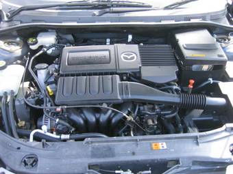 2004 Mazda Axela Pictures