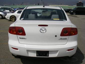 2004 Mazda Axela Wallpapers