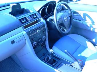 2004 Mazda Axela Wallpapers