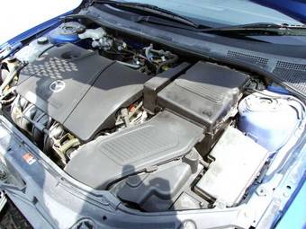 2004 Mazda Axela Pictures