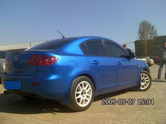 2004 Mazda Axela Photos