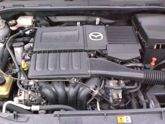 2004 Mazda Axela Photos