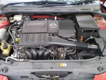 2004 Mazda Axela Pictures